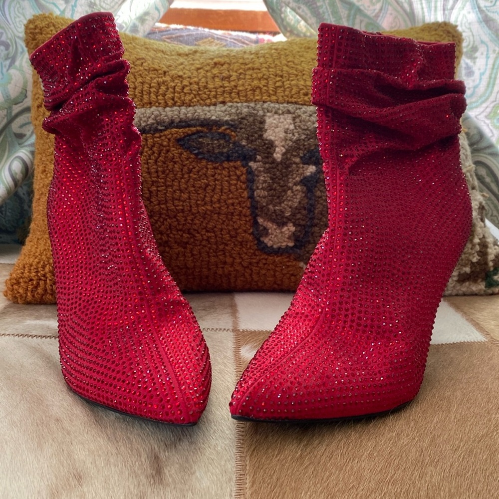 Nine West Booties, size 10- RUBY RED!